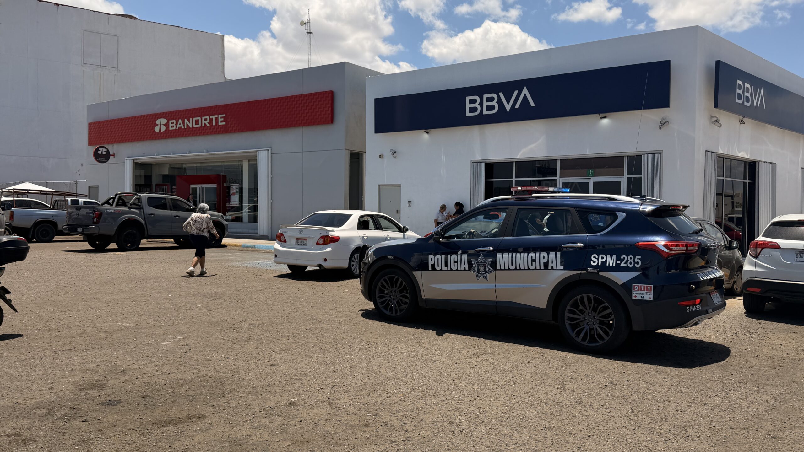Refuerza Policía Municipal vigilancia en zonas comerciales y bancarias de La Paz