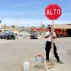 Tránsito Municipal instala señalización y rehabilita cruces peatonales en Los Cabos